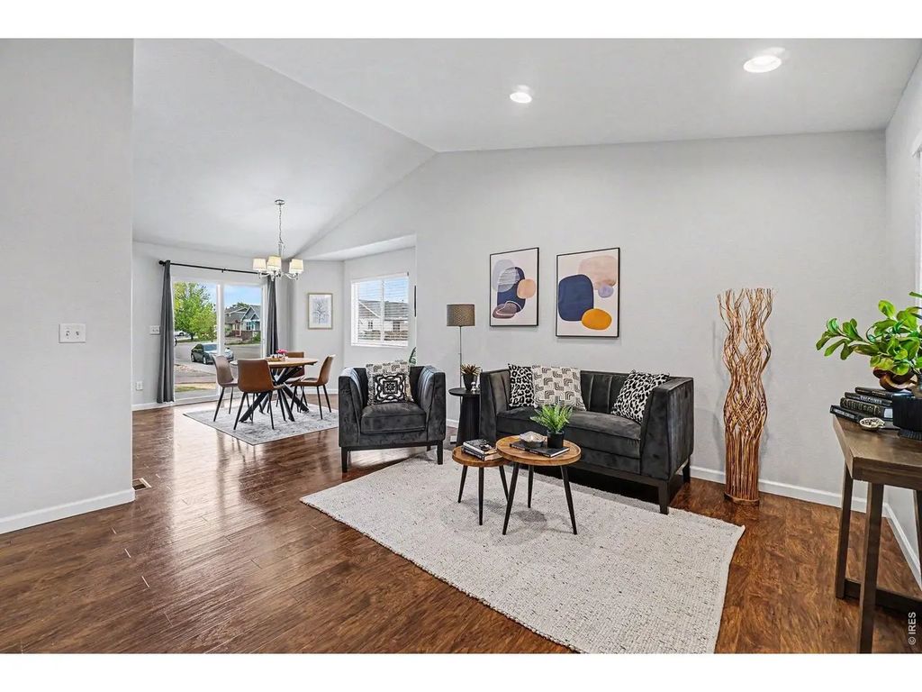 2152 E 11th St, Loveland