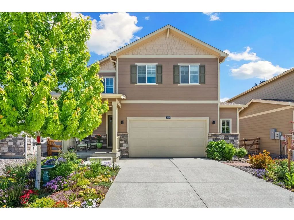 1938 Knobby Pine Dr, Fort Collins