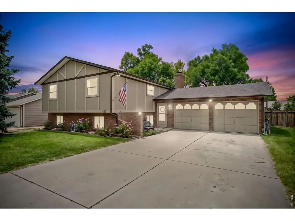 5801 Mangrove Ct, Loveland