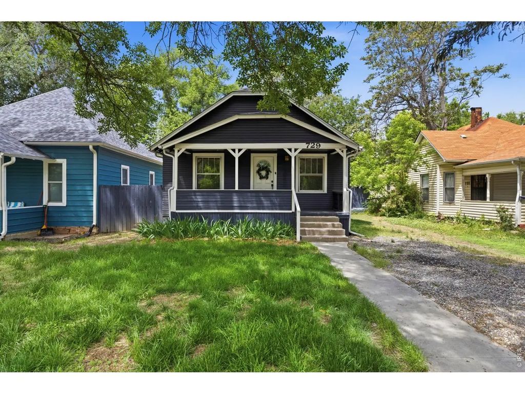 729 Atwood St, Longmont