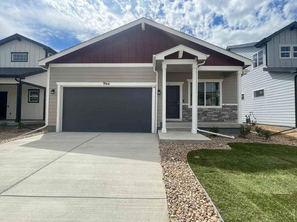 1964 Sorghum Way, Johnstown