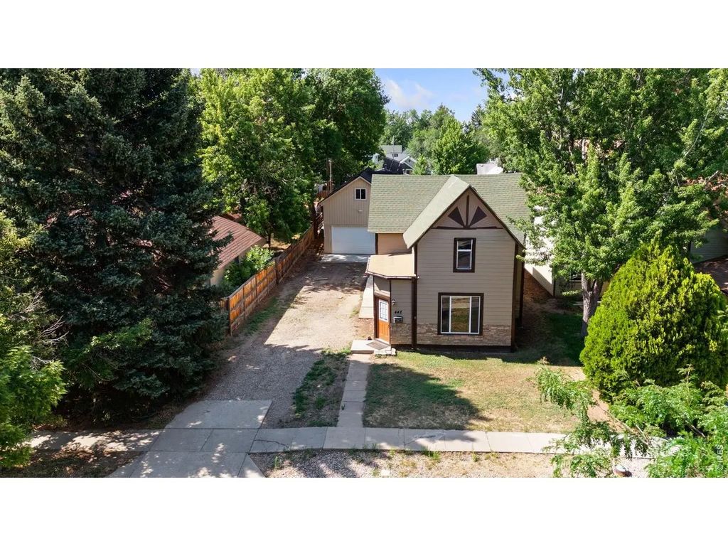 448 W 4th St, Loveland