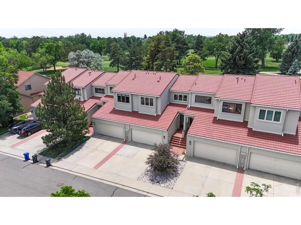 2026 Vista Dr, Loveland