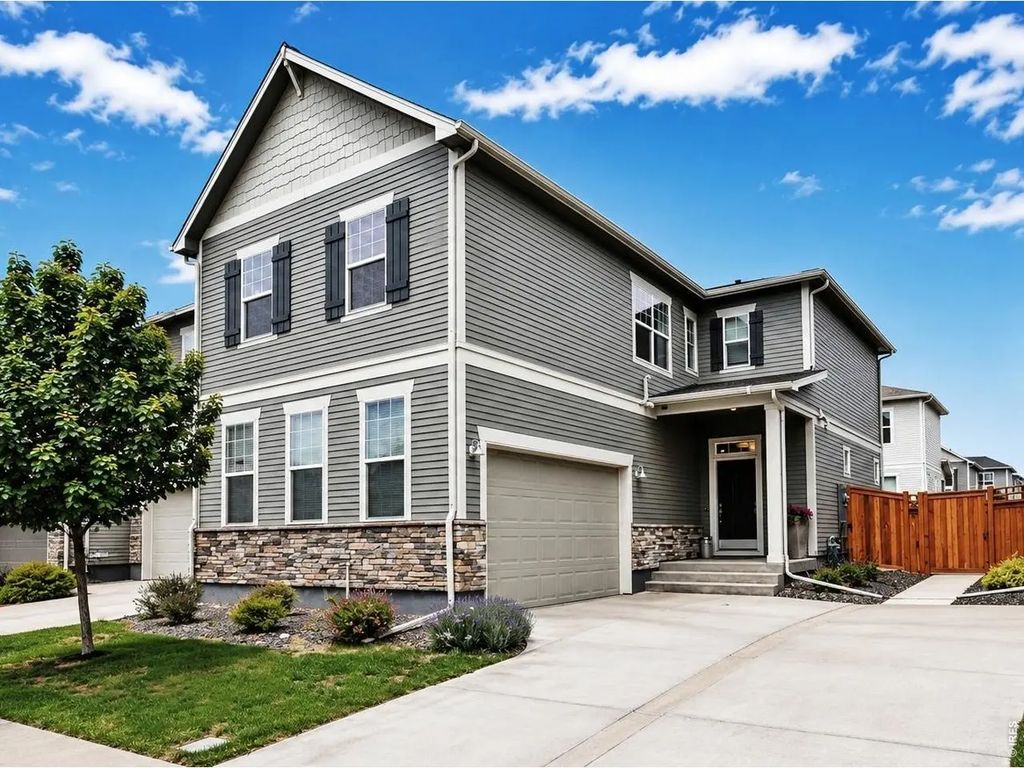 4483 Barrow Ln, Timnath