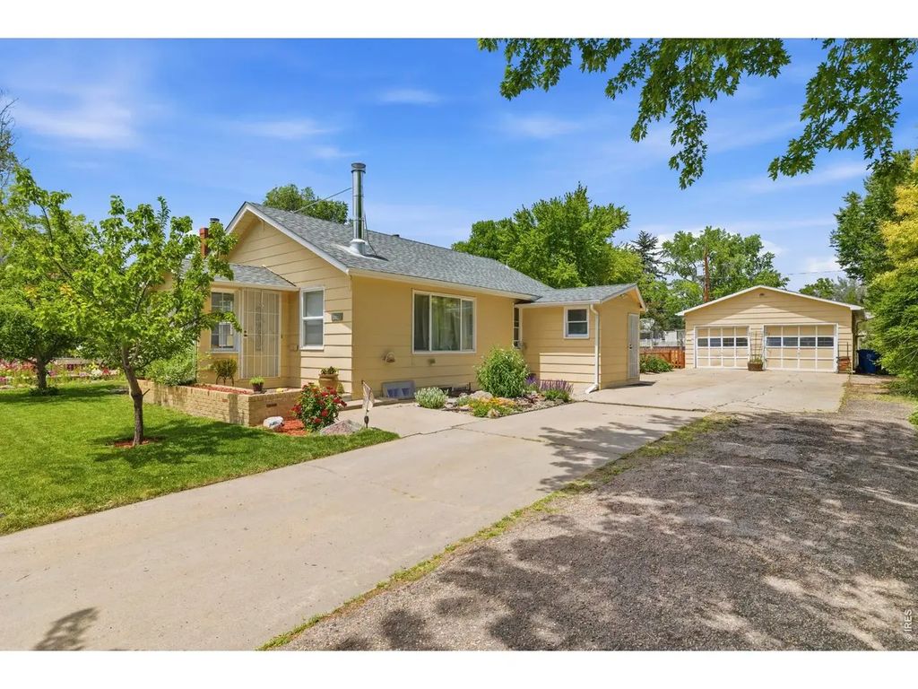 557 E 9th St, Loveland