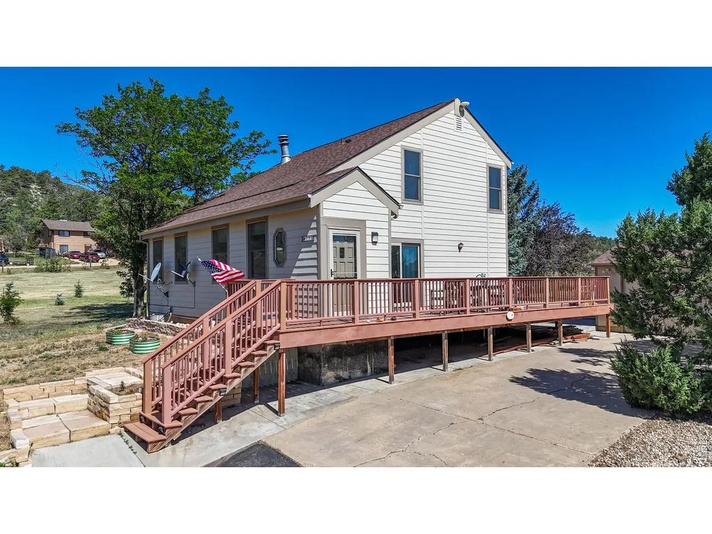 712 Colt Dr, Loveland