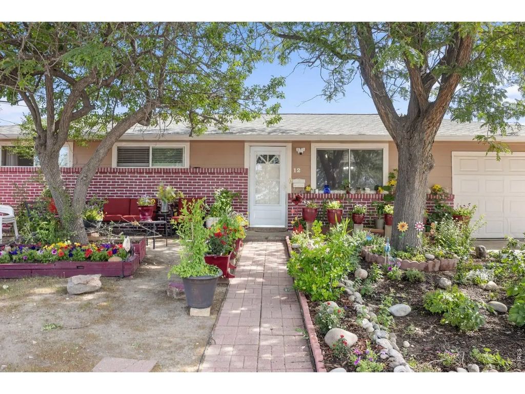 12 Sherman Ct, Longmont