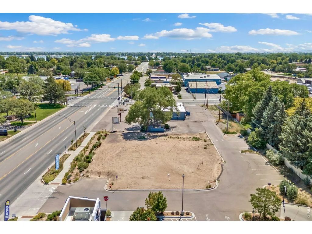 2004 W Eisenhower Blvd, Loveland