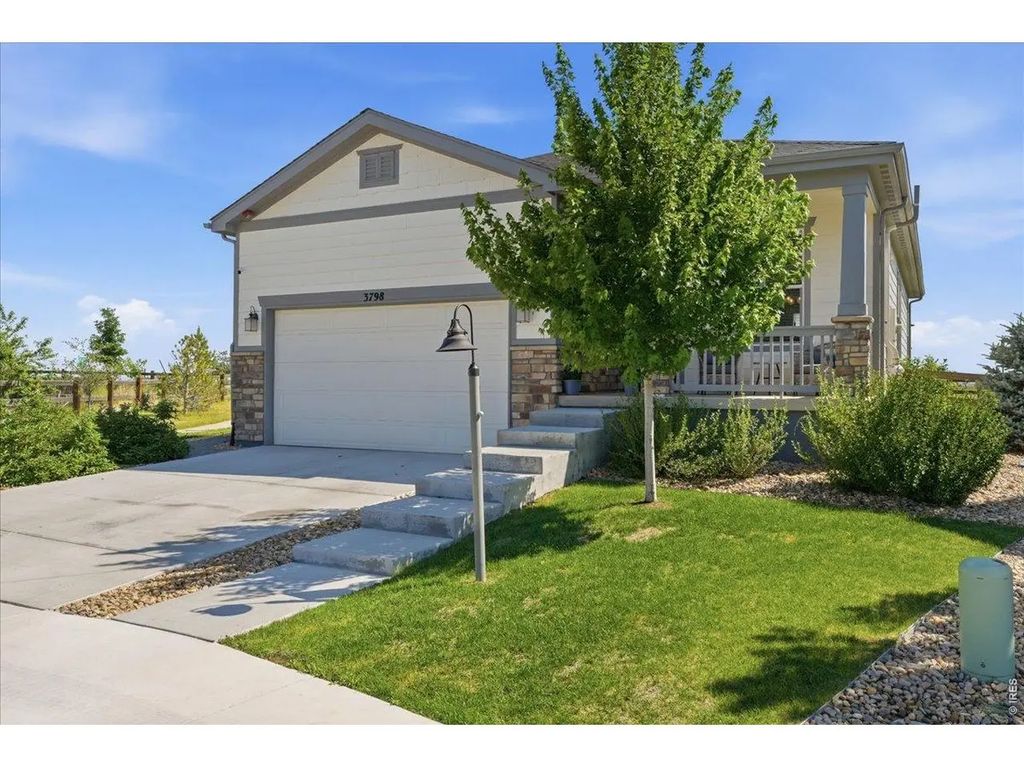 3798 Keplinger Lake Dr, Loveland