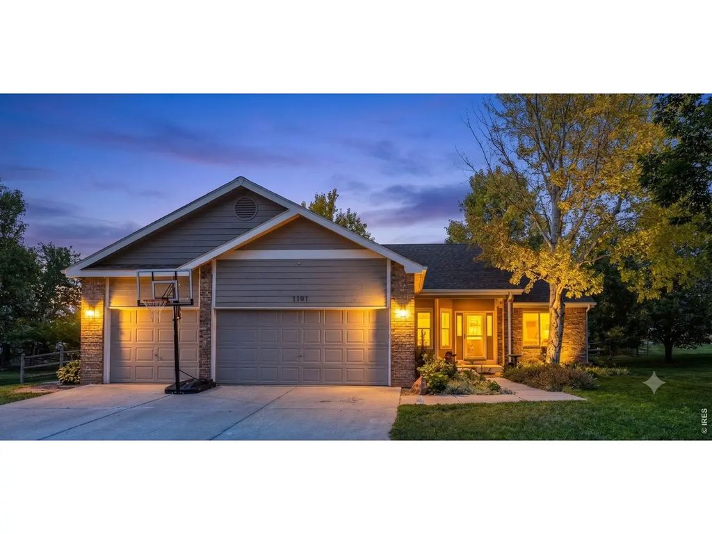 1191 Ridge West Dr, Windsor