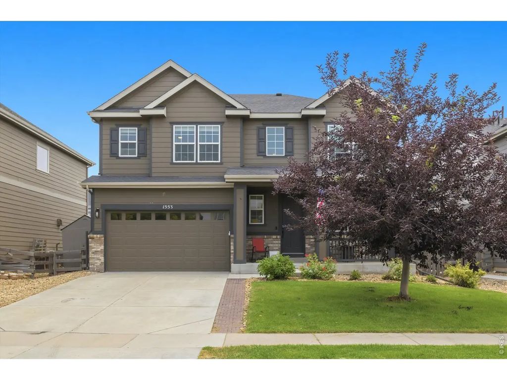 1553 Grand Ave, Windsor