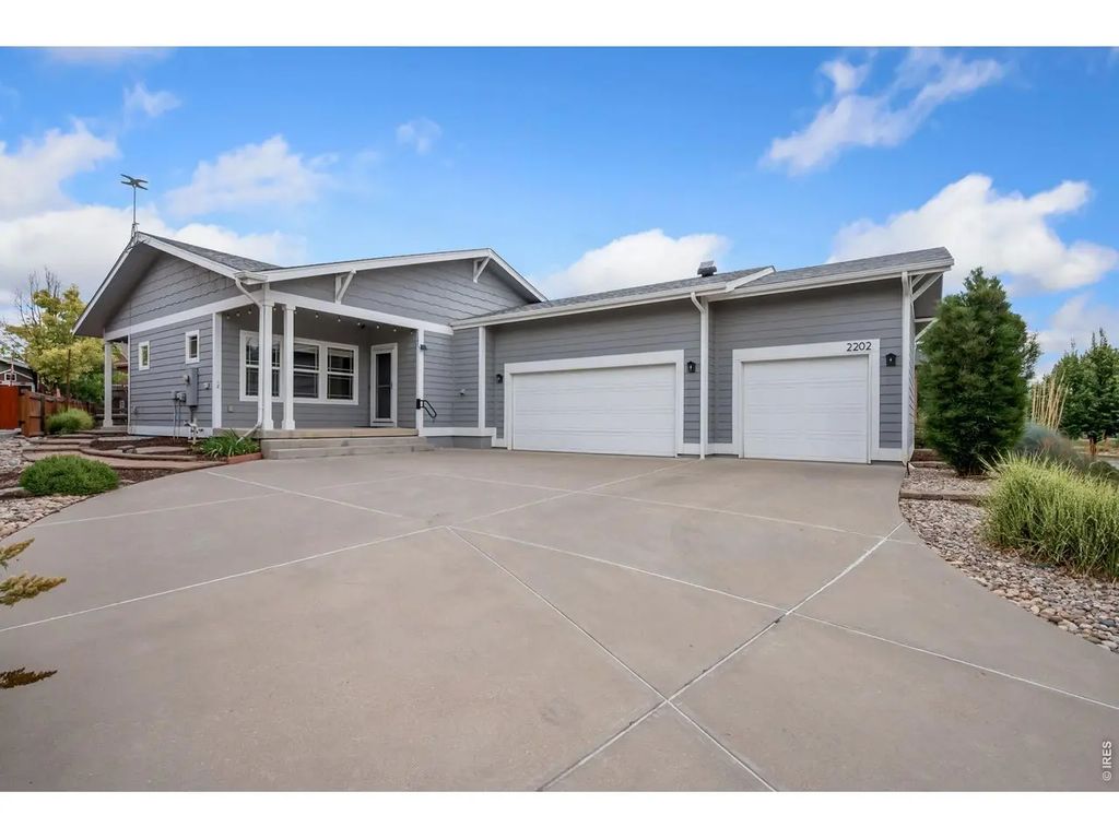 2202 Cocklebur Ln, Fort Collins
