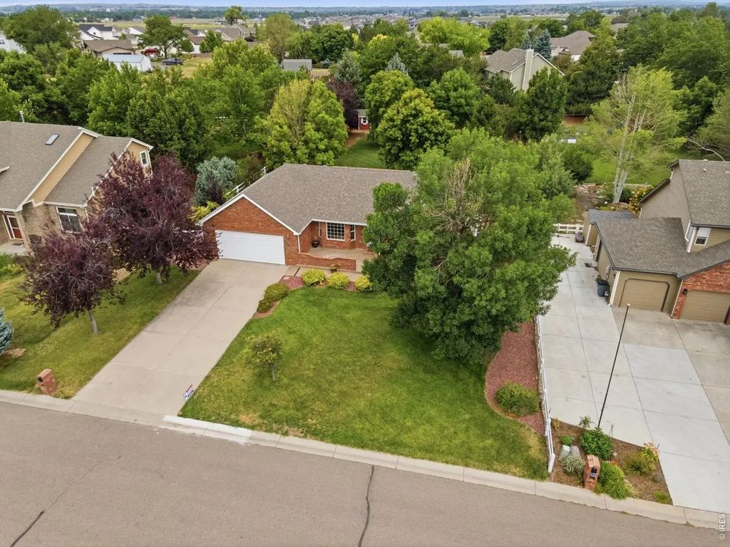 2243 Breckenridge Dr, Berthoud