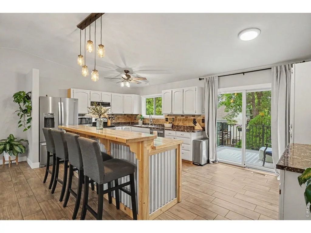 350 Slippery Elm Pl, Loveland