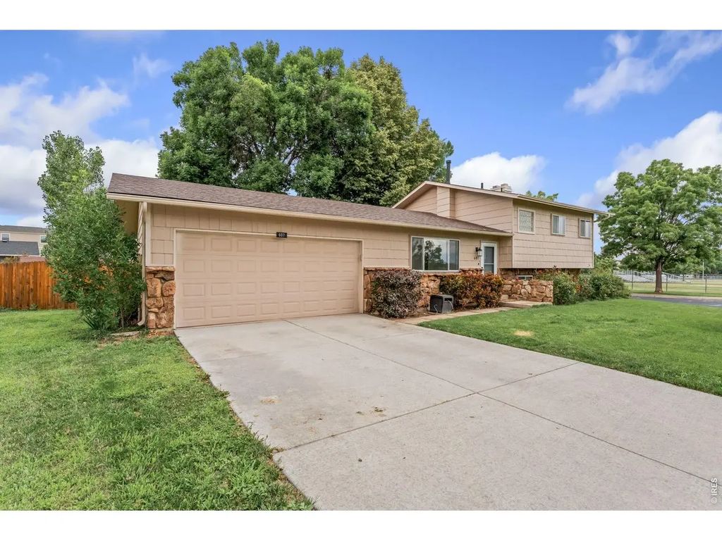 607 Boltz Dr, Fort Collins