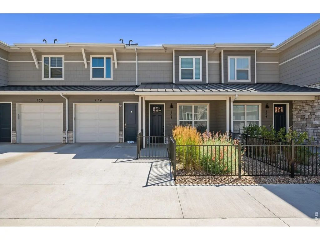 350 High Point Dr C-108, Longmont