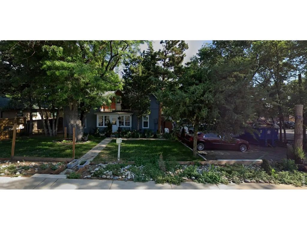 2010 W 9th Ave, Longmont