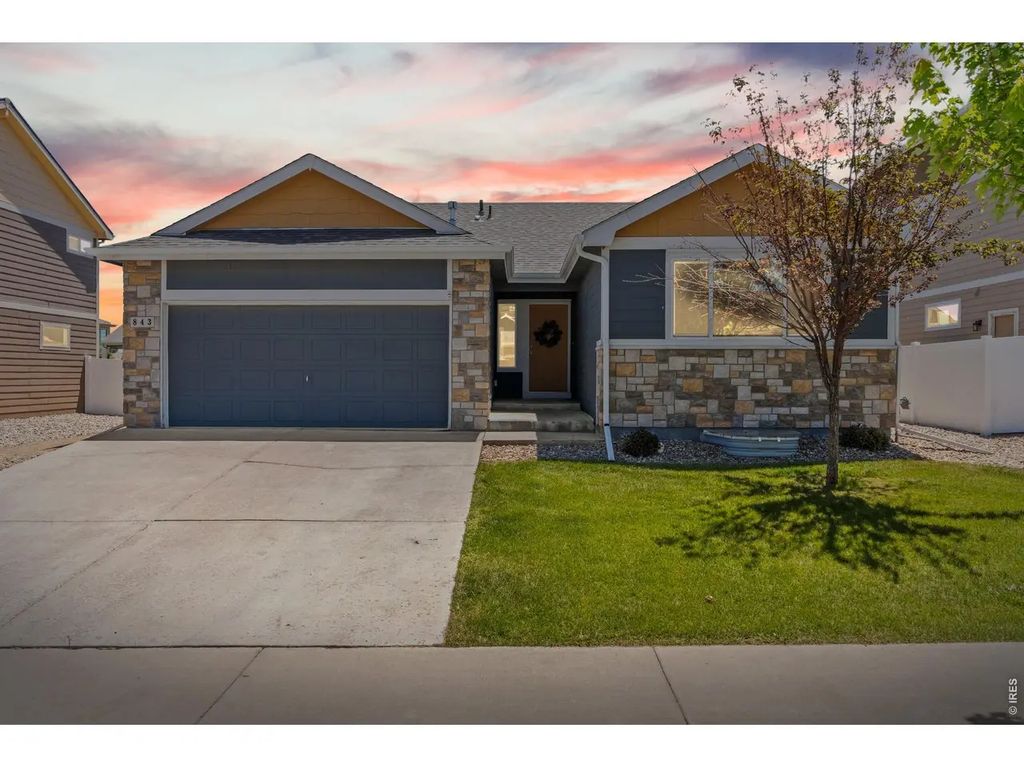 843 Sunlight Peak Dr, Severance