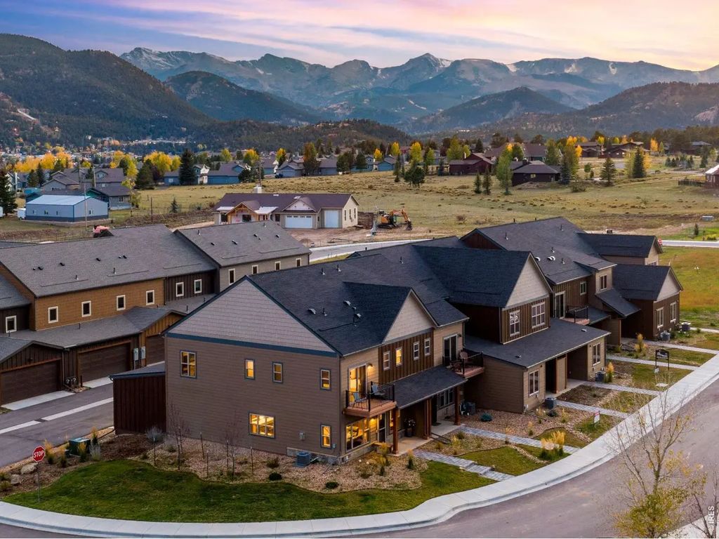 1726 Continental Peaks Cir, Estes Park