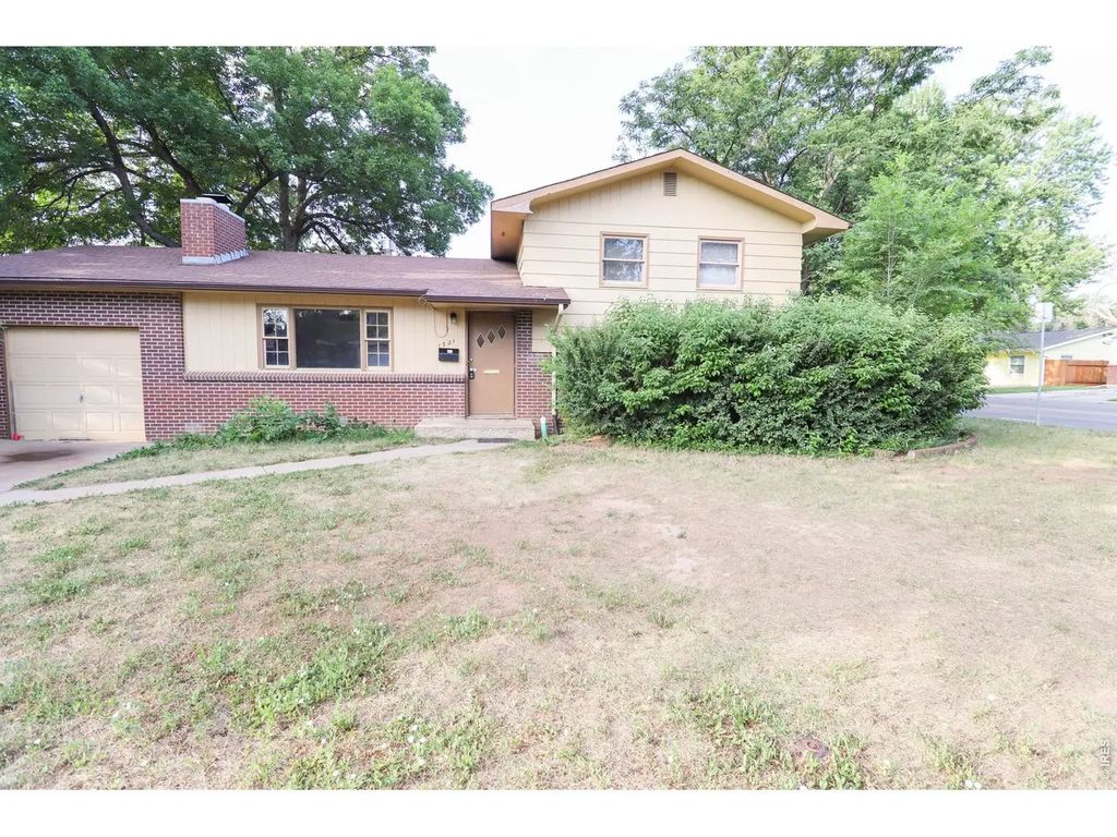 1321 Springfield Dr, Fort Collins
