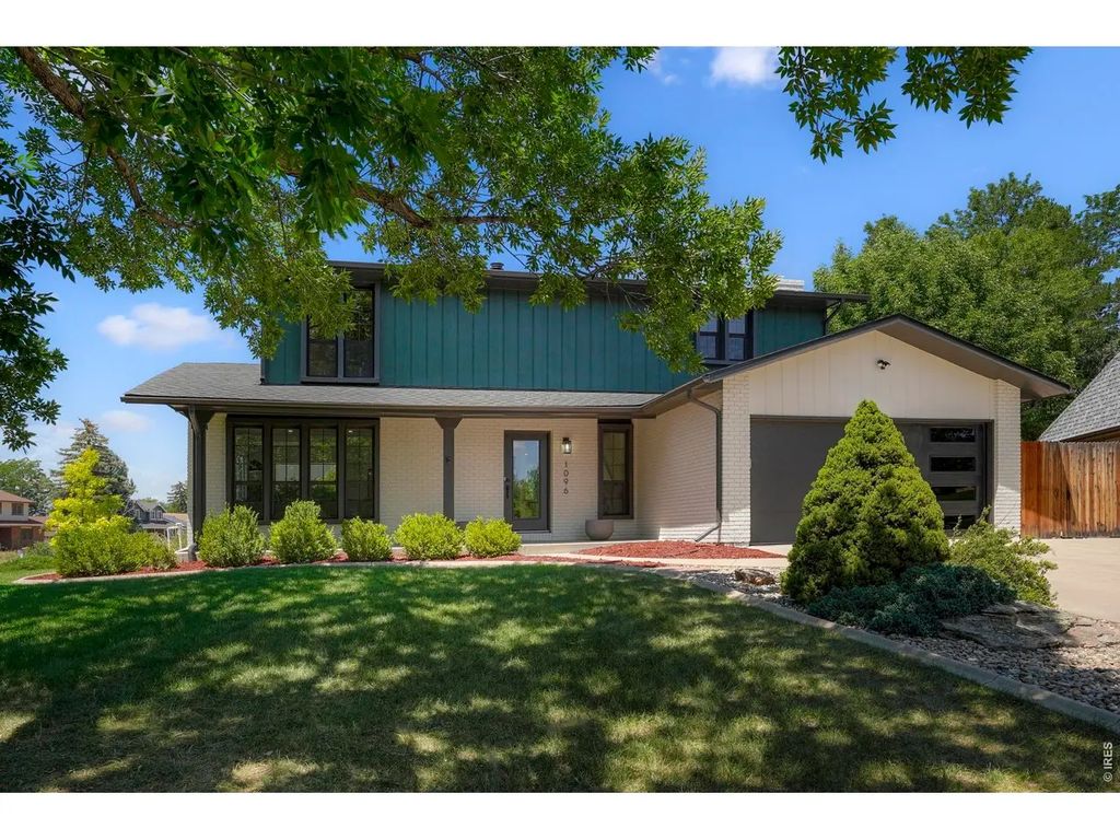 1096 Princeton Dr, Longmont