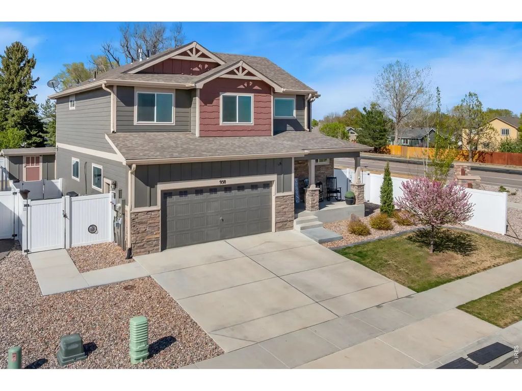 938 Scotch Pine Dr, Severance