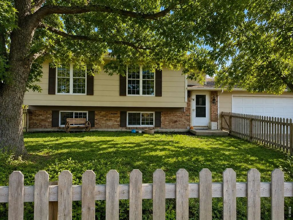 425 Towhee St, Fort Collins