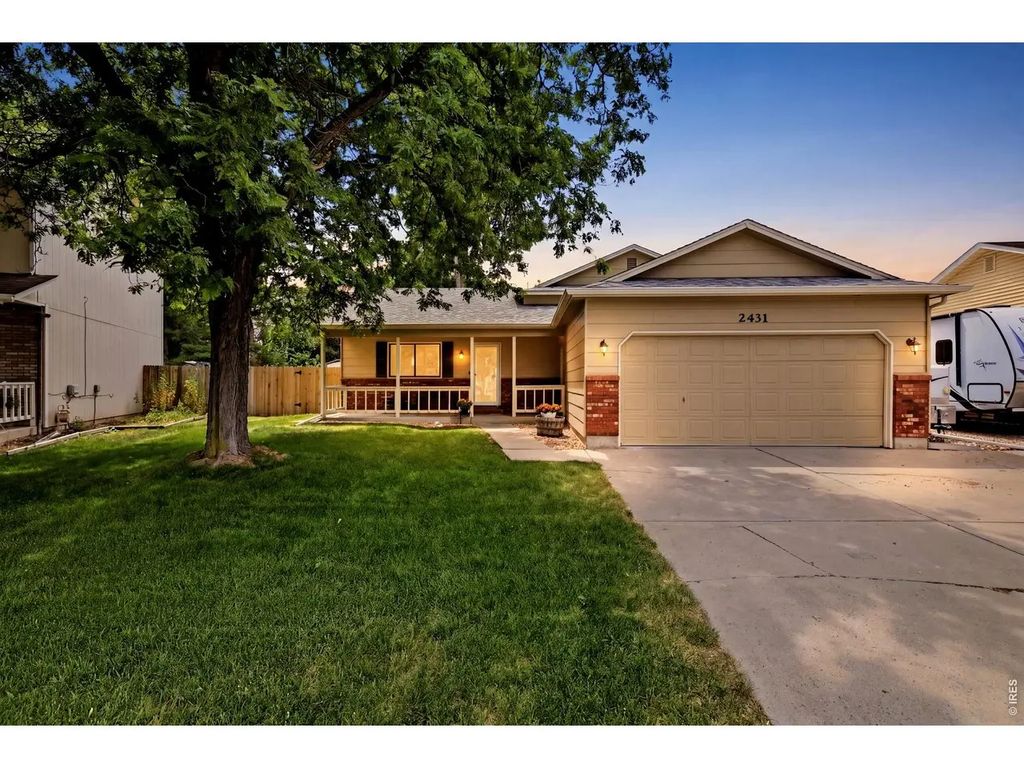 2431 Sunstone Dr, Fort Collins