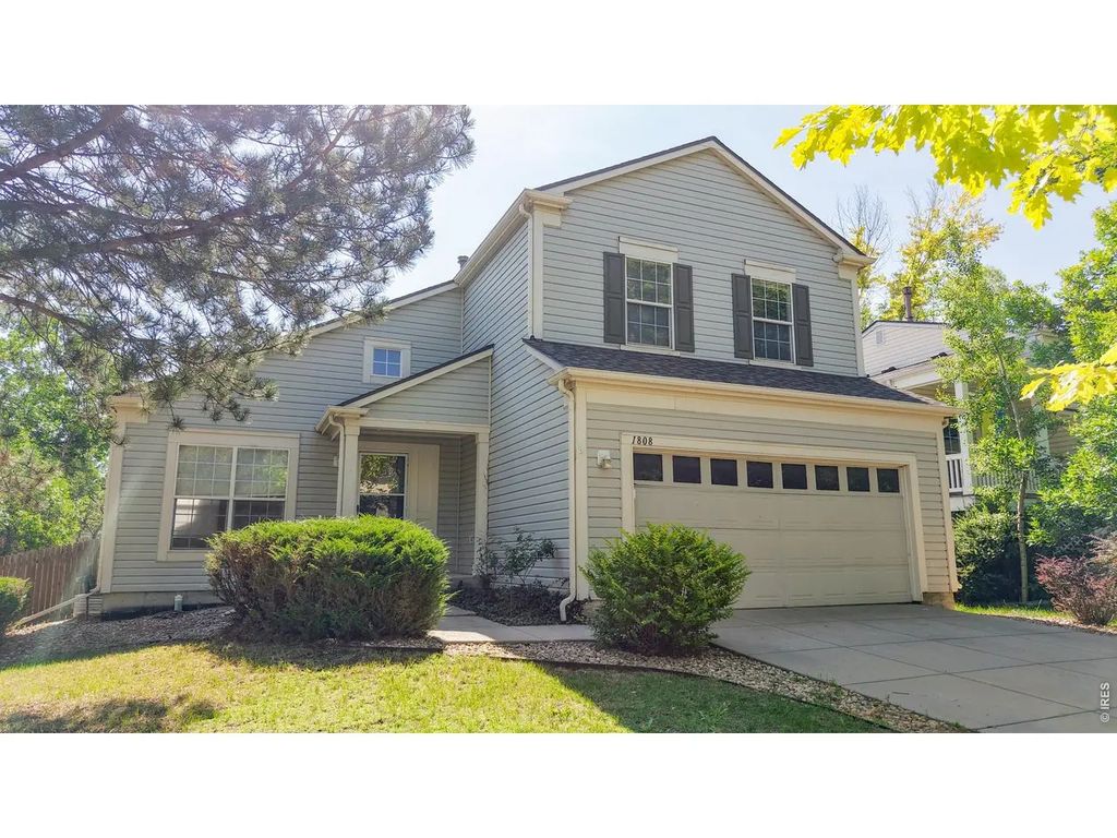 1808 Wildrose Dr, Longmont