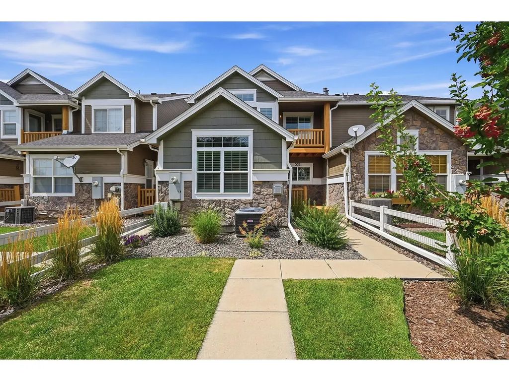 233 Rock Bridge Ln, Windsor