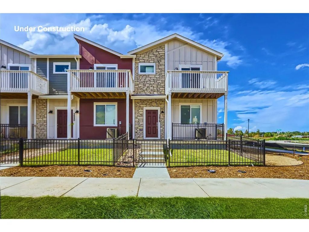 2840 Bear Springs Cir, Longmont