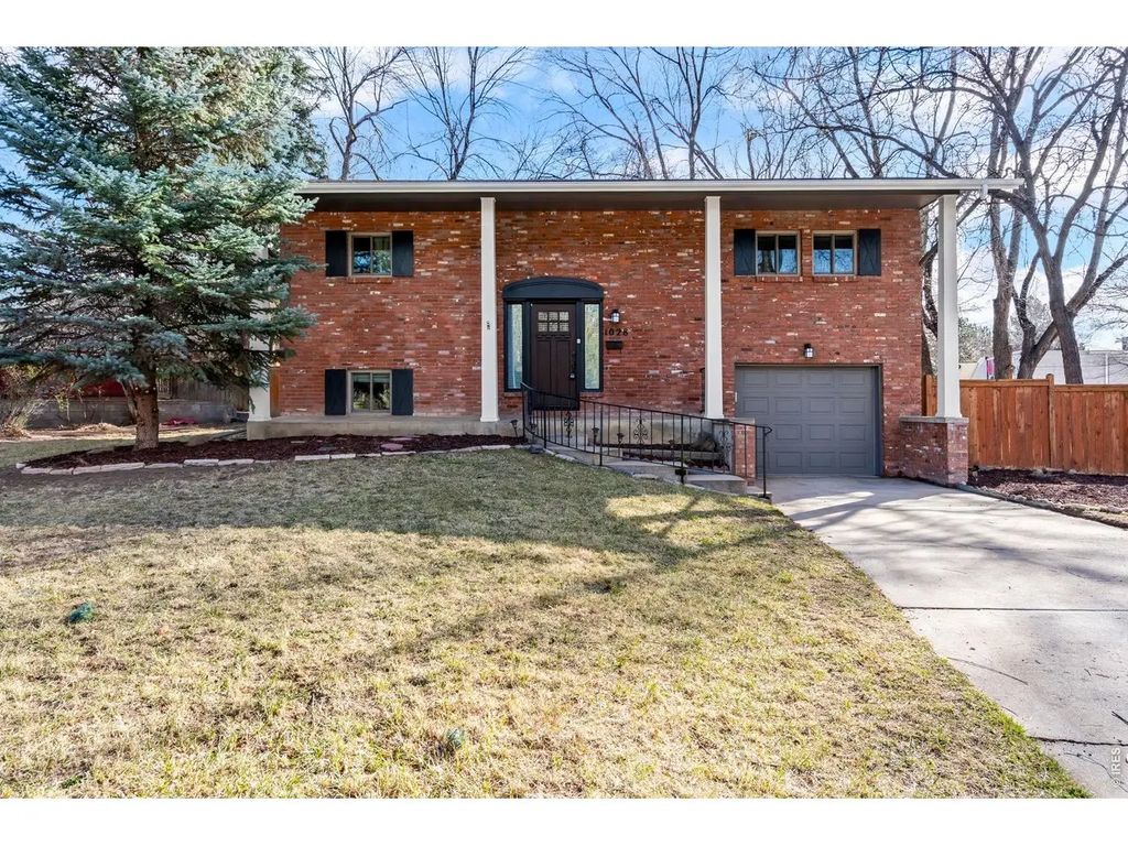 1028 E Lake St, Fort Collins