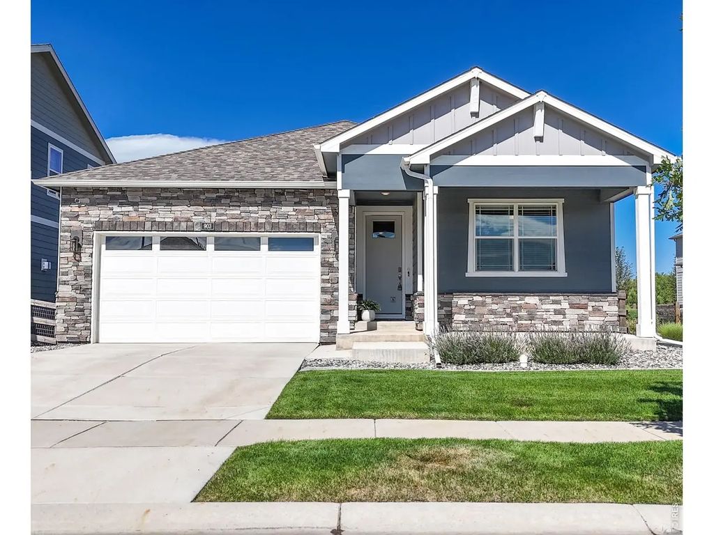 903 Rollins Den Dr, Fort Collins