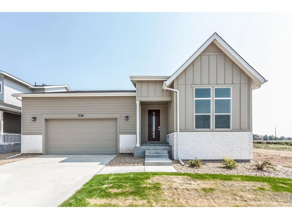 734 Trumpet Ct, Windsor