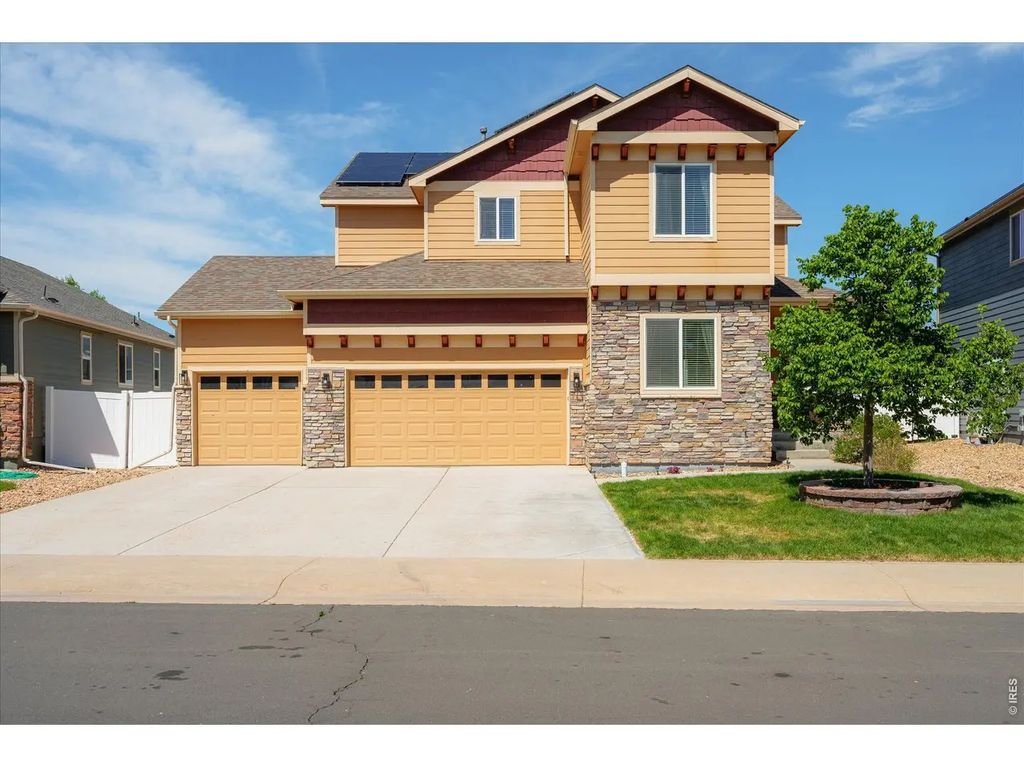480 Wind River Dr, Windsor