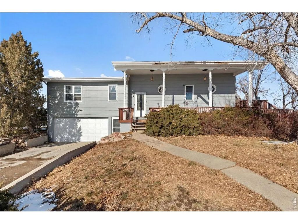 734 Victoria Dr, Fort Collins