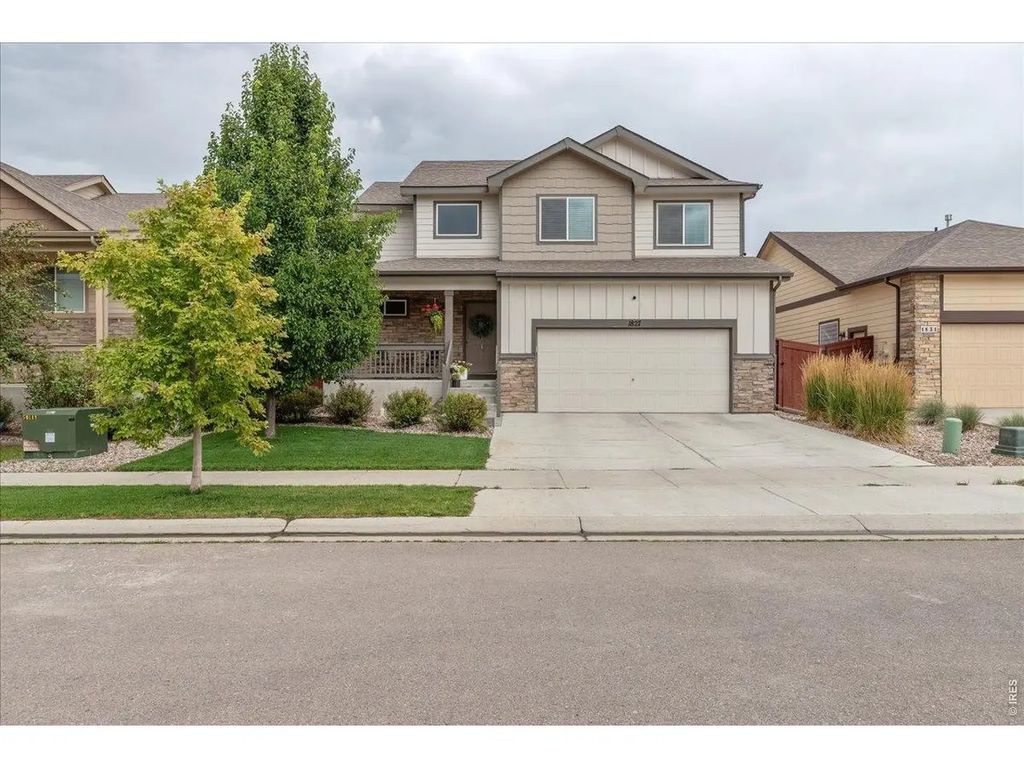1827 Abundance Dr, Windsor