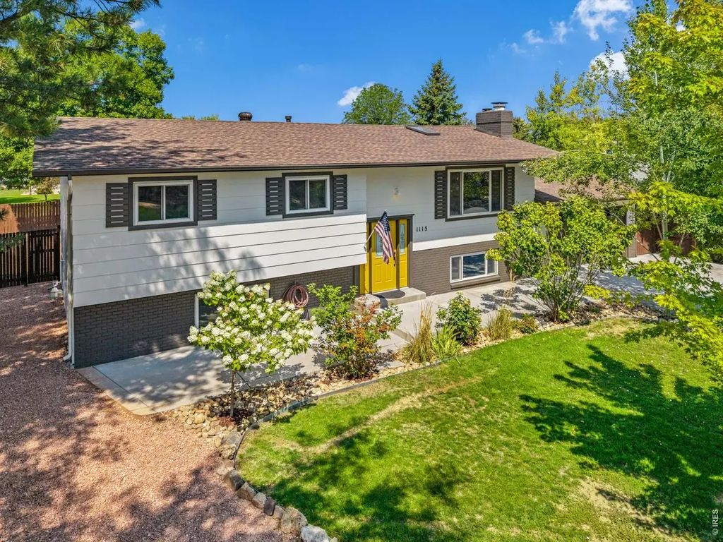 1115 Jennifer Dr, Loveland