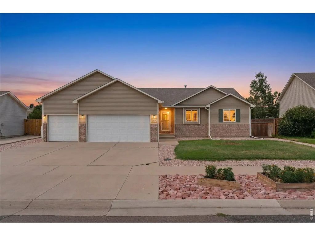 3937 Stampede Dr, Evans