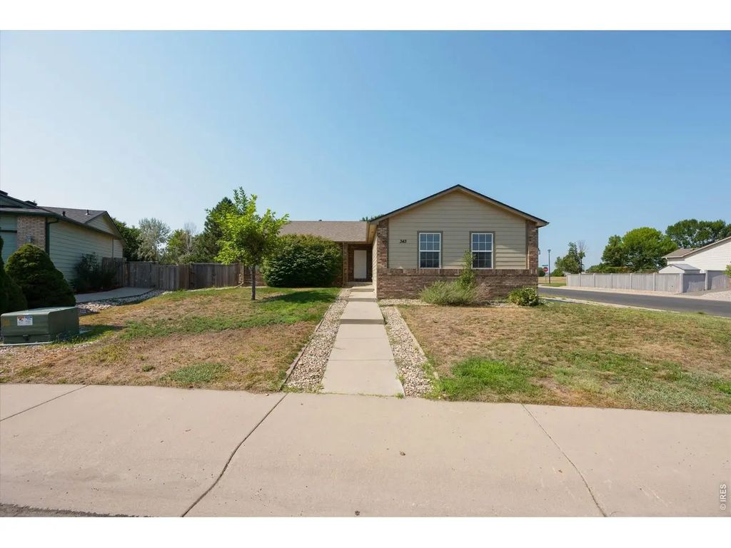 343 Scotch Pine Ct, Severance