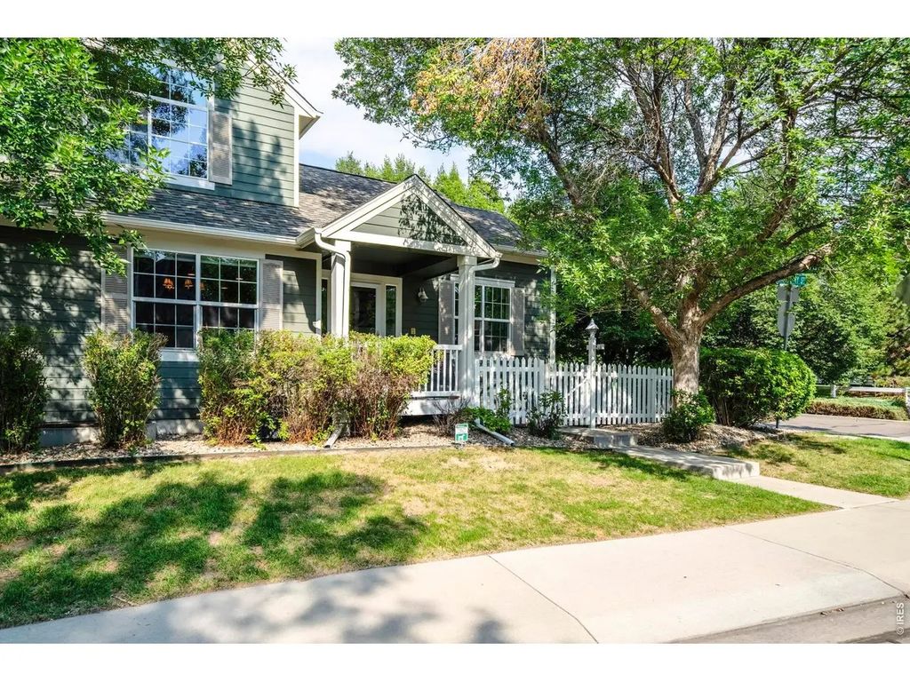 811 Snowberry St, Longmont