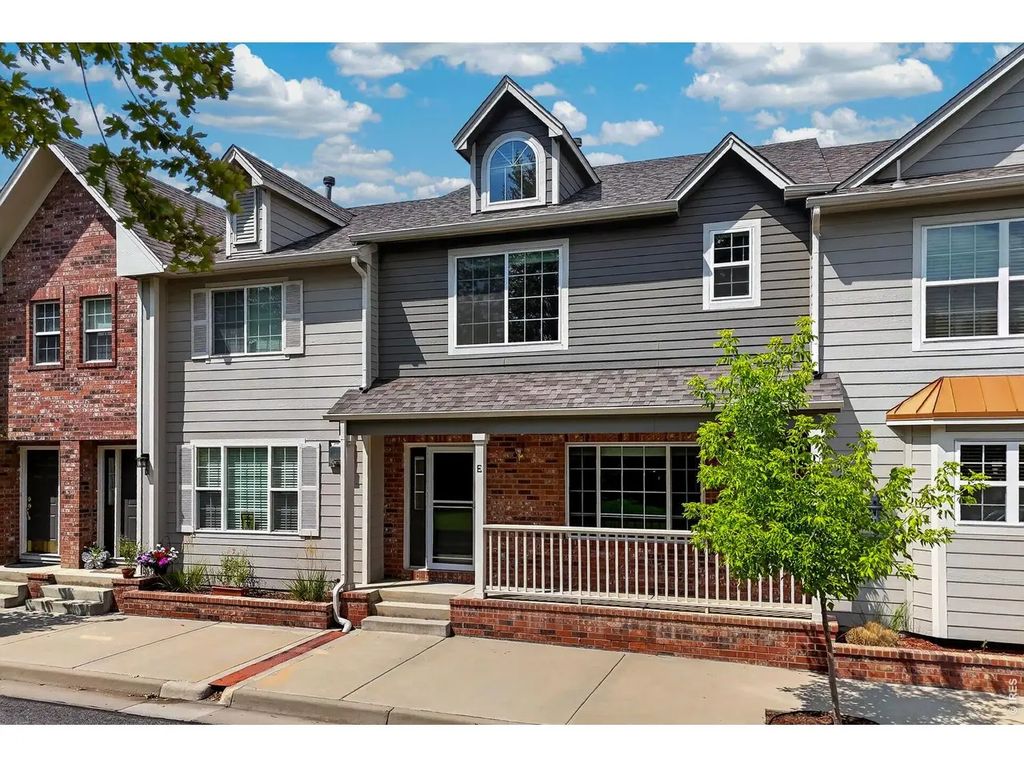 510 N Parkside Dr E, Longmont