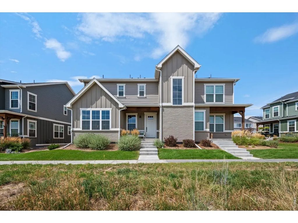 722 Crossbill Dr, Berthoud