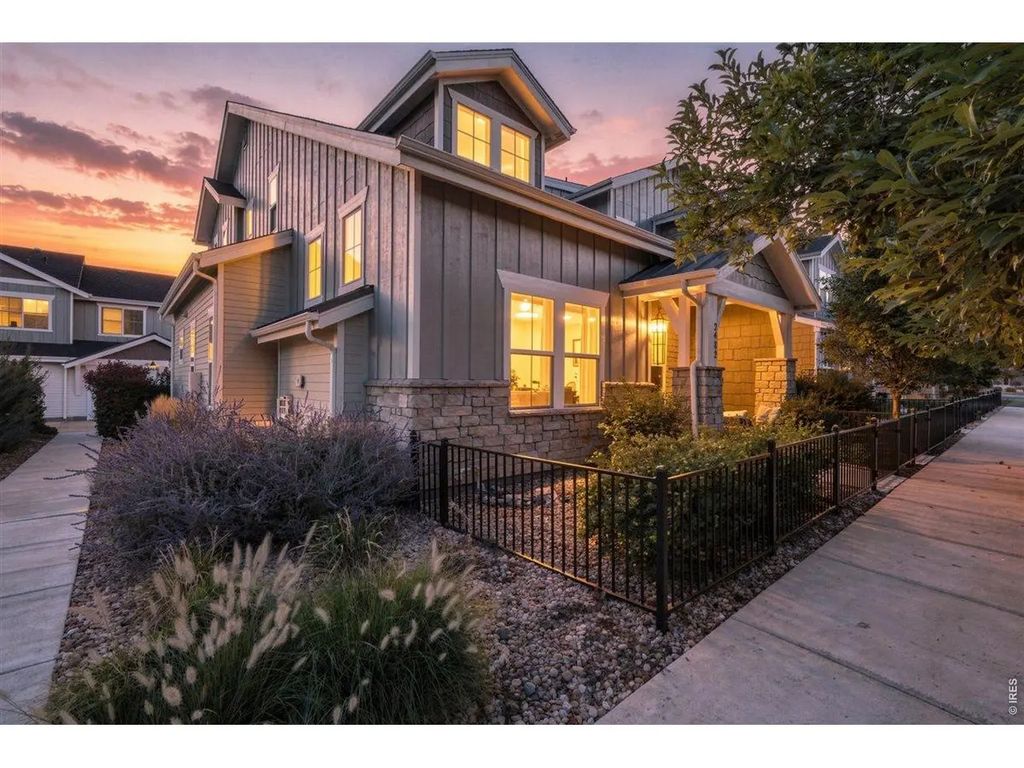 2482 Trio Falls Dr, Loveland