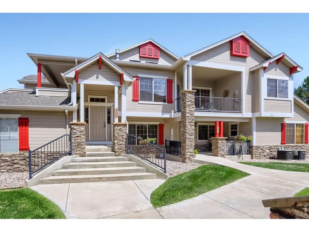 647 Callisto Dr 202, Loveland