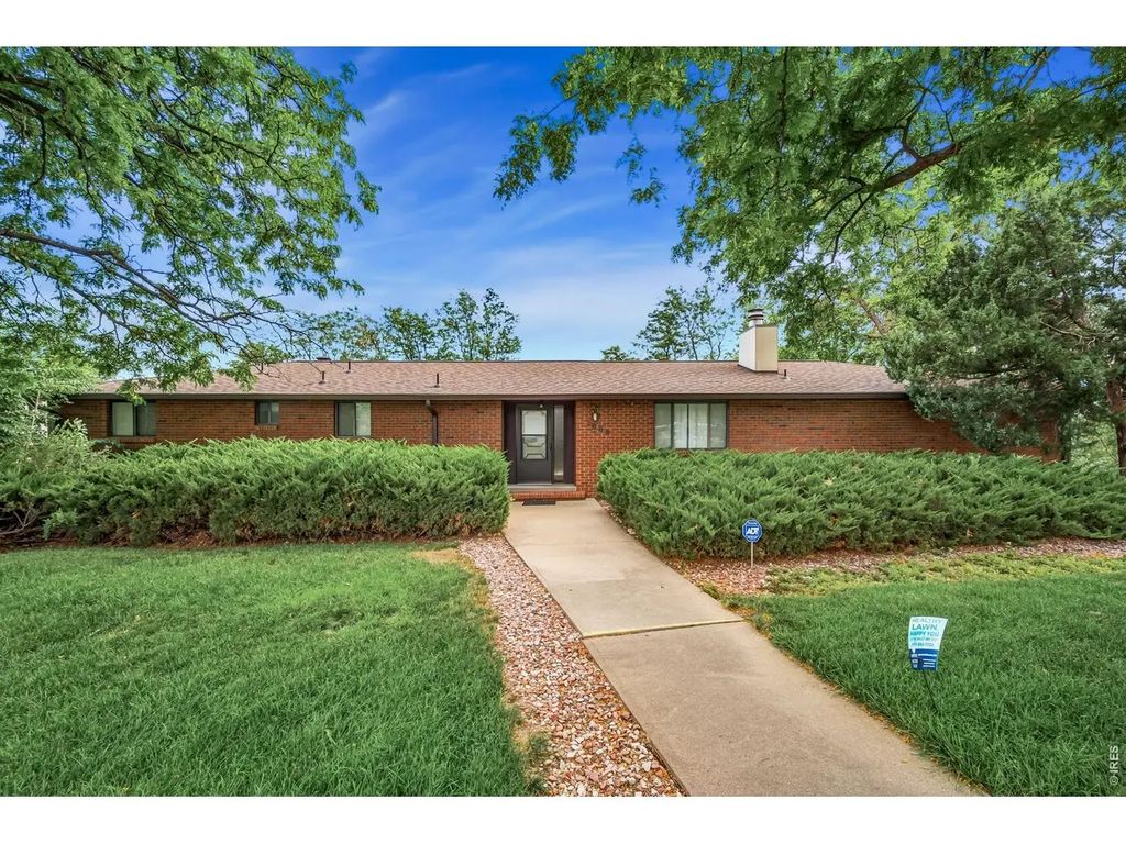 1008 Cimmeron Dr, Loveland