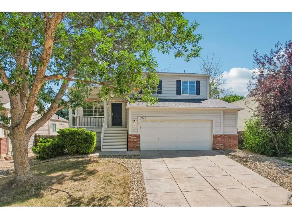 1818 Clover Creek Dr, Longmont