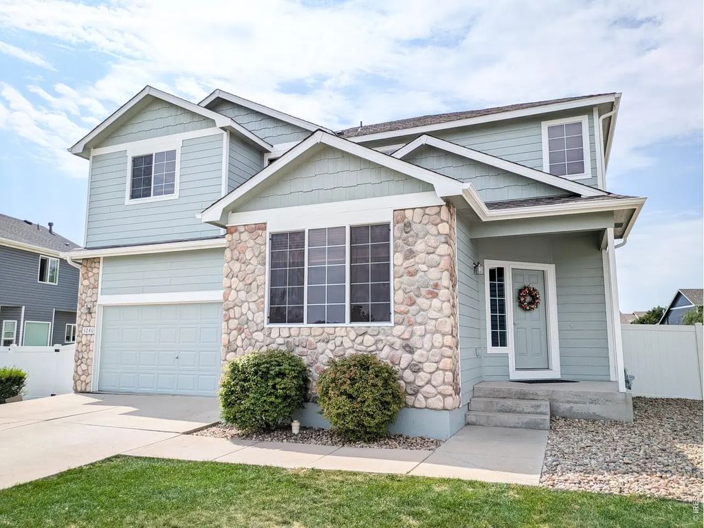 3240 Silverbell Dr, Johnstown