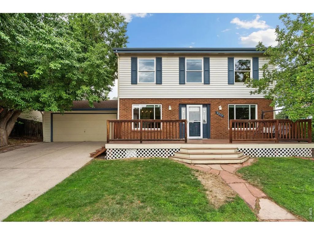 2072 Huntington Cir, Fort Collins