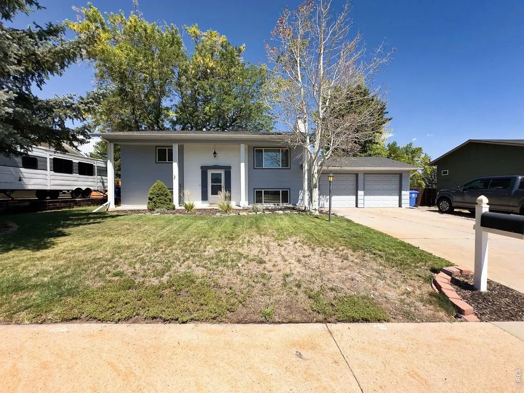 1205 Sycamore Dr, Loveland